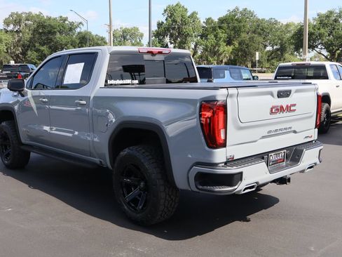 Certified 2025 GMC Sierra 1500 AT4 w/ AT4 Premium Package AWD/4WD image 7