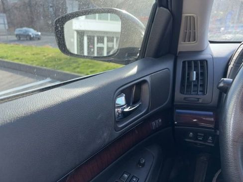 Used 2013 INFINITI G37 x w/ Premium Pkg image 7