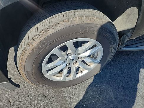 Used 2016 Chevrolet Tahoe LT RWD image 9