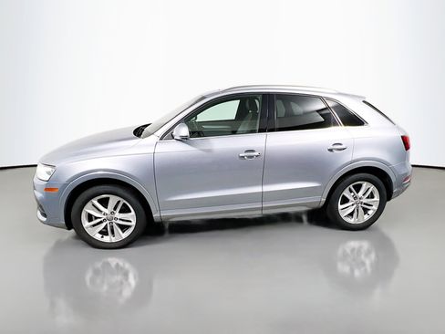 Used 2016 Audi Q3 2.0T Premium Plus w/ Technology Package AWD/4WD image 9