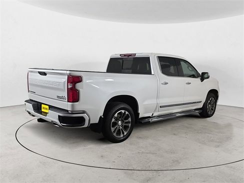 Certified 2023 Chevrolet Silverado 1500 High Country w/ Technology Package image 5