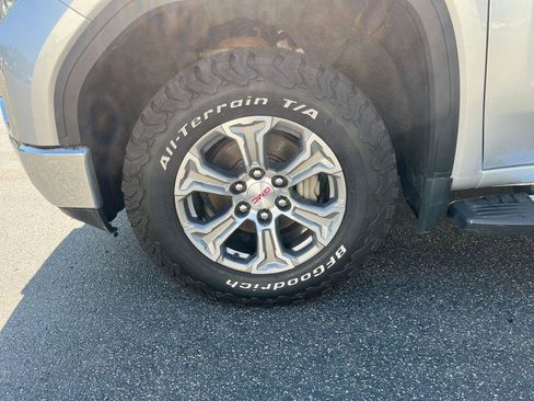 Certified 2021 GMC Sierra 1500 SLT w/ X31 Off-Road Package AWD/4WD image 32