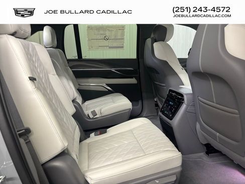 New 2026 Cadillac Escalade IQ Sport 1 w/ LPO, Floor Liner Package AWD/4WD image 19