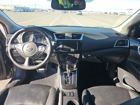 Used 2019 Nissan Sentra SL image 6