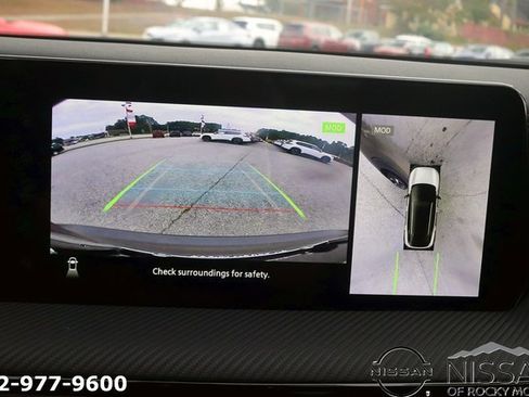 Certified 2025 Nissan Kicks SR image 24