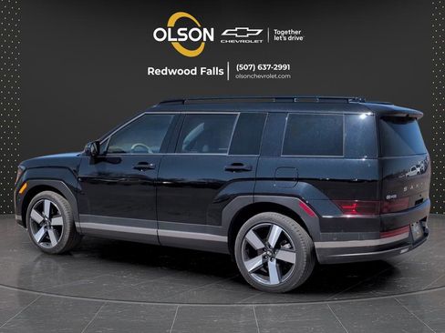 Used 2024 Hyundai Santa Fe Limited image 4