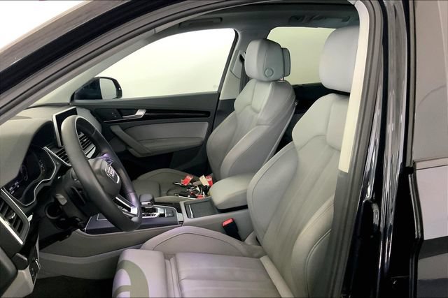 Used 2019 Audi Q5 2.0T Premium Plus w/ Premium Plus Package AWD/4WD image 11