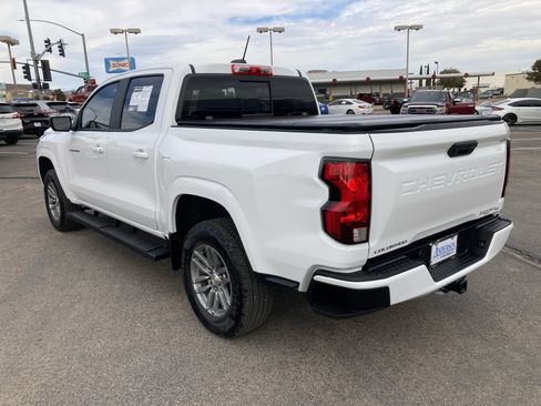 Certified 2024 Chevrolet Colorado LT w/ LT Convenience Package II image 10