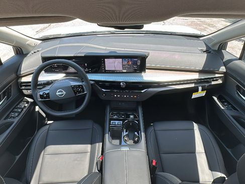 New 2025 Nissan Murano SL w/ Cargo Package image 16