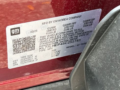 Used 2025 Chevrolet Trax LT image 22