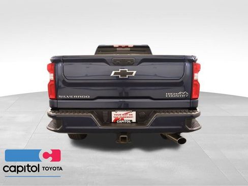Used 2022 Chevrolet Silverado 3500 High Country w/ Z71 Off-Road Package AWD/4WD image 3