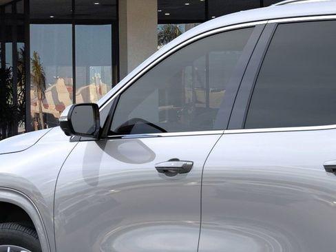 New 2026 Buick Enclave Avenir FWD image 13
