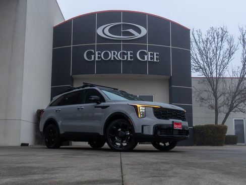 New 2026 Kia Sorento X-Line EX image 1