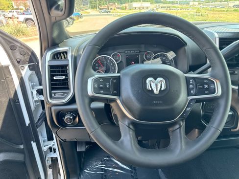 Used 2026 RAM 2500 Big Horn AWD/4WD image 14