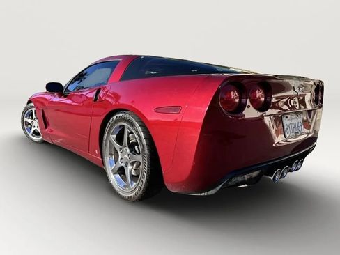 Used 2006 Chevrolet Corvette Coupe w/ Preferred Equipment Group RWD image 15