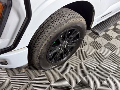 Certified 2025 Ford F150 Platinum w/ Equipment Group 702A High image 10