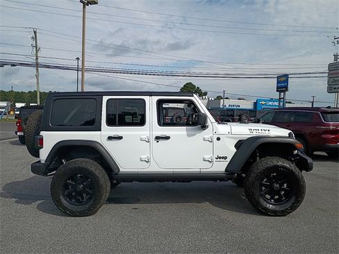 New 2025 Jeep Wrangler Willys image 5
