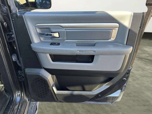 Used 2018 RAM 1500 Big Horn image 25