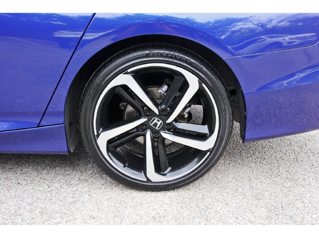 Used 2018 Honda Accord Sport image 30