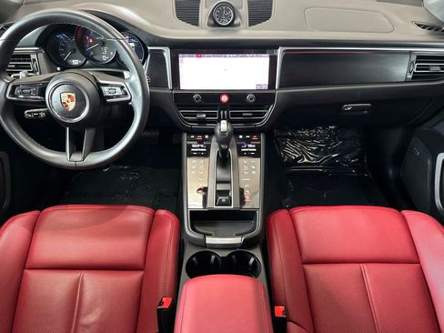 Used 2023 Porsche Macan GTS AWD/4WD image 3