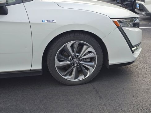 Used 2020 Honda Clarity Touring image 9