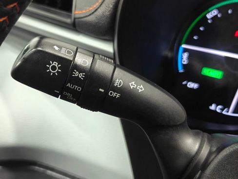 Used 2024 Toyota Sienna XSE w/ XSE Plus Package AWD/4WD image 56