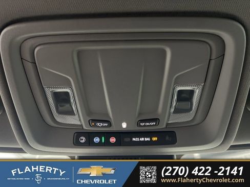 Used 2024 Chevrolet Silverado 2500 Custom w/ Custom Value Package image 33