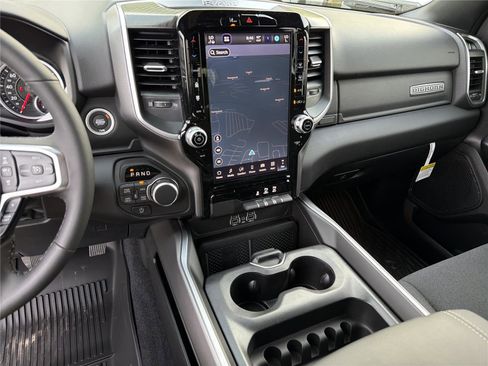 New 2026 RAM 1500 Big Horn AWD/4WD image 24