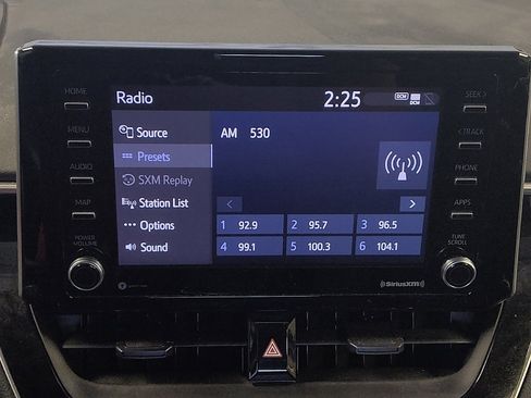 Used 2021 Toyota Corolla LE FWD image 25