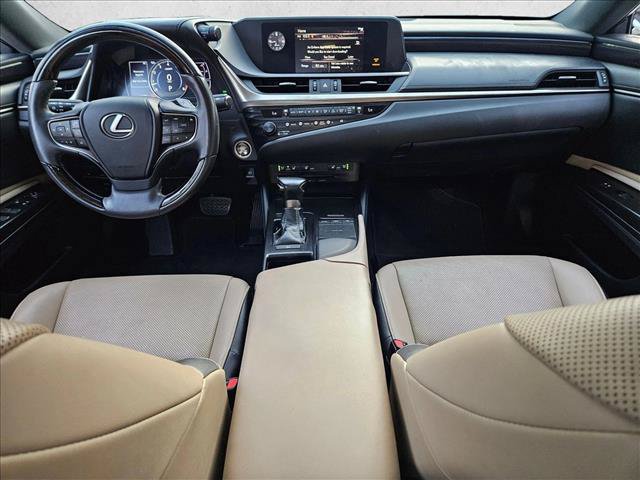 Used 2019 Lexus ES 350 w/ Premium Package FWD image 16