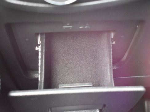 Used 2015 Ford Edge SEL w/ Equipment Group 201A image 17