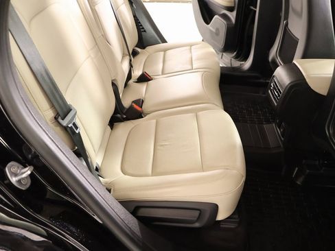 Certified 2025 Lincoln Corsair Reserve image 15