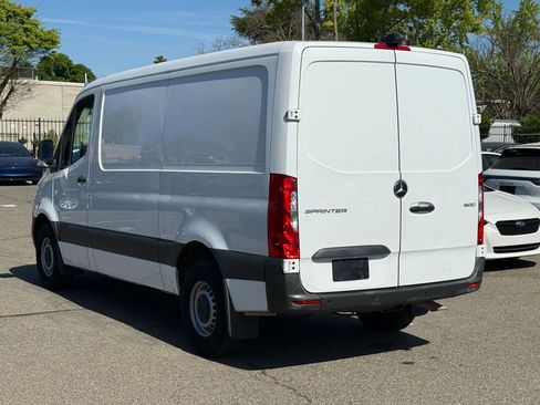 Used 2022 Mercedes-Benz Sprinter 1500 image 7