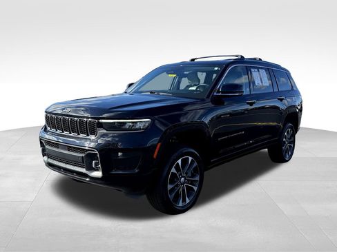Used 2021 Jeep Grand Cherokee L Overland w/ Luxury Tech Group IV image 3