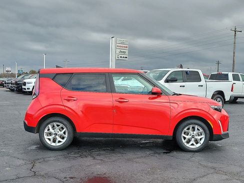 Used 2024 Kia Soul LX w/ Option Group 015 image 6