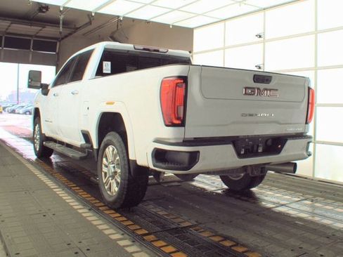 Used 2023 GMC Sierra 2500 Denali image 5