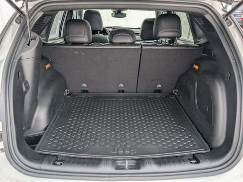 Used 2023 Jeep Compass High Altitude w/ Driver Assist Group I image 19