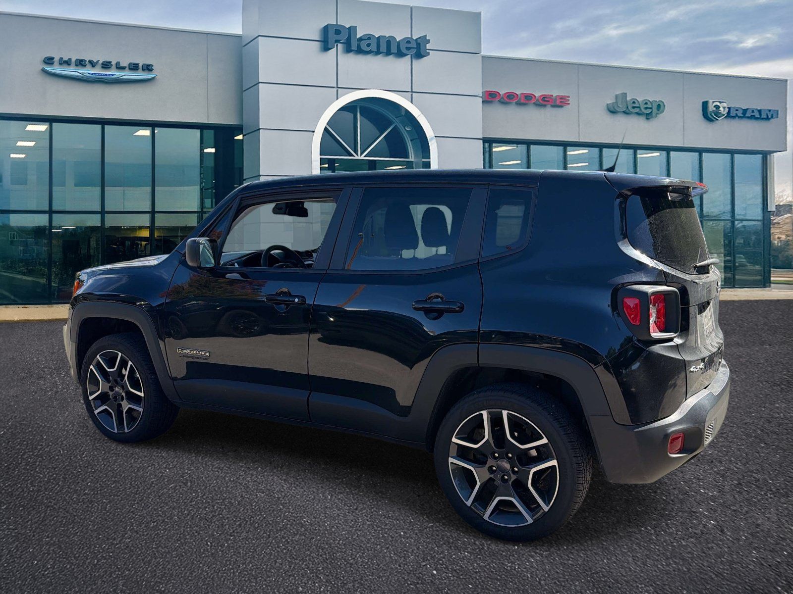 Used 2021 Jeep Renegade Sport AWD/4WD image 3