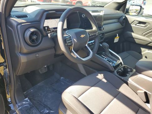 New 2026 Chevrolet Colorado W/T w/ WT Custom Package AWD/4WD image 18