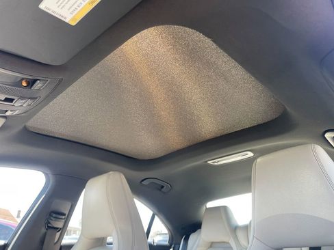 Used 2018 Mercedes-Benz CLA 250 4MATIC image 24