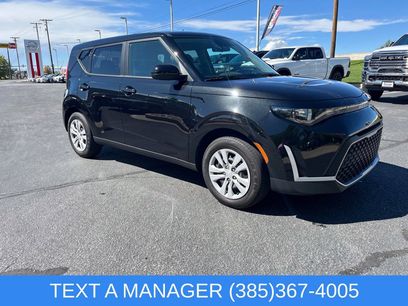 Used 2025 Kia Soul LX