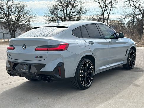 Certified 2025 BMW X4 M40i w/ Premium Package image 8