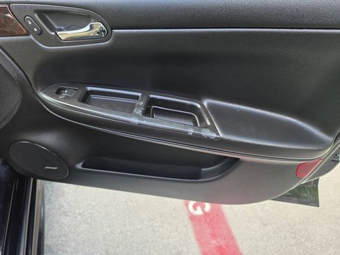 Used 2014 Chevrolet Impala LTZ FWD image 29