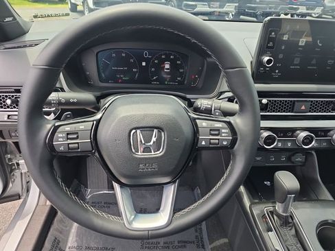 Used 2025 Honda Civic Sport image 19