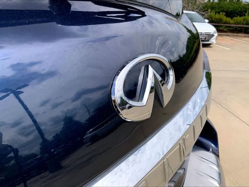 Used 2019 INFINITI QX80 Luxe w/ 22" Wheel Package RWD image 31