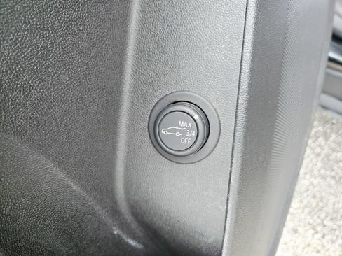 Used 2022 Chevrolet Equinox LT AWD/4WD image 34