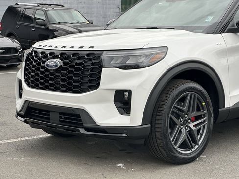 New 2026 Ford Explorer ST-Line w/ ST-Line Street Pack image 34