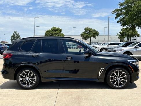 Used 2019 BMW X5 xDrive40i w/ M Sport Package AWD/4WD image 3