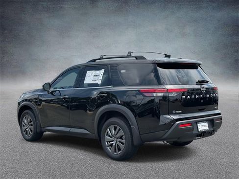 New 2025 Nissan Pathfinder SV w/ SV Premium Package image 4