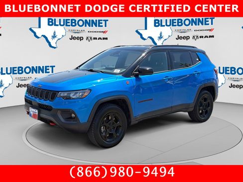 Used 2023 Jeep Compass Trailhawk AWD/4WD image 1